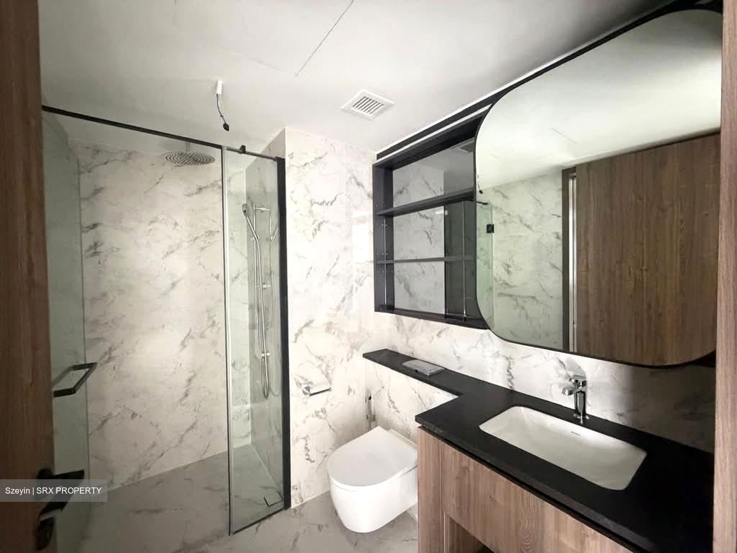 Tanah Merah Kechil Link (D16), Condominium #552716611